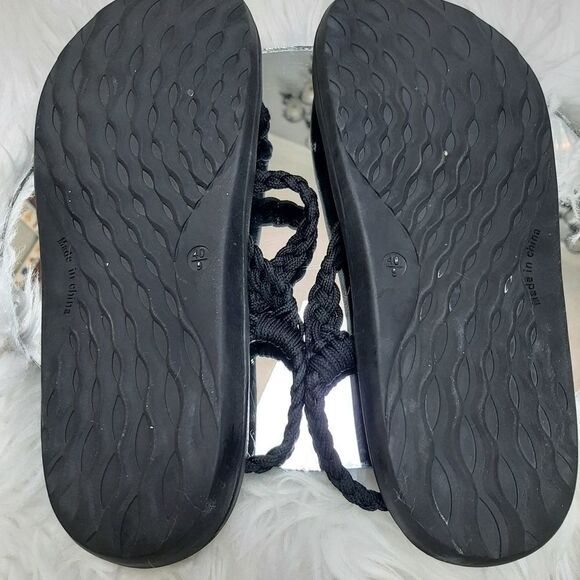 Womans MEZINYA BLACK Rope Sandals sz‎ 9 New - Picture 5 of 6